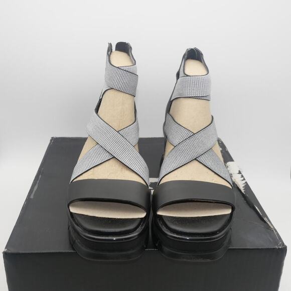 NEW Sorel Joanie III Sport Strap Wedge Sandals Women's 9 Black White - Picture 5 of 8